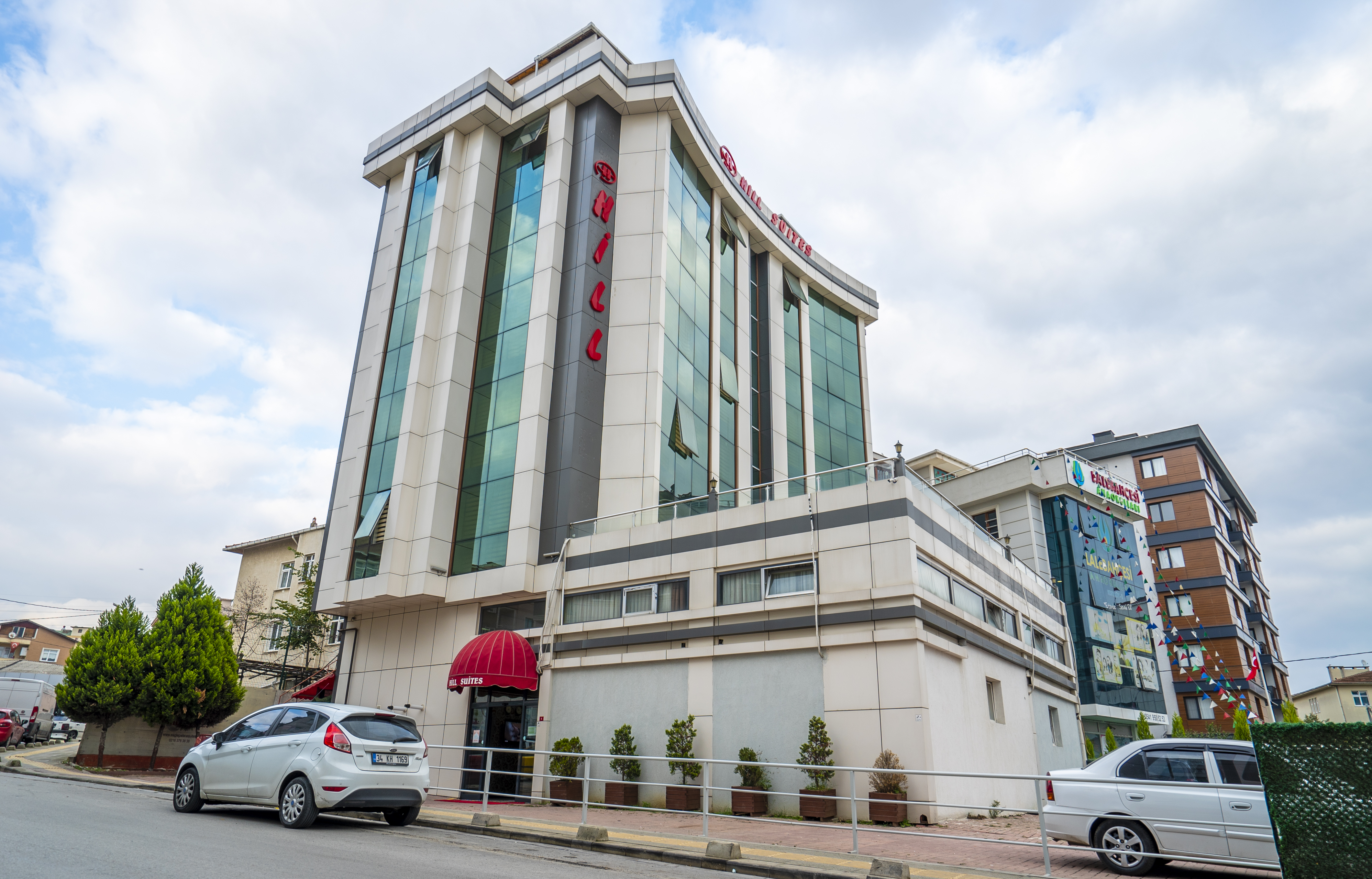 Otel Dış Cephe Görsel 3